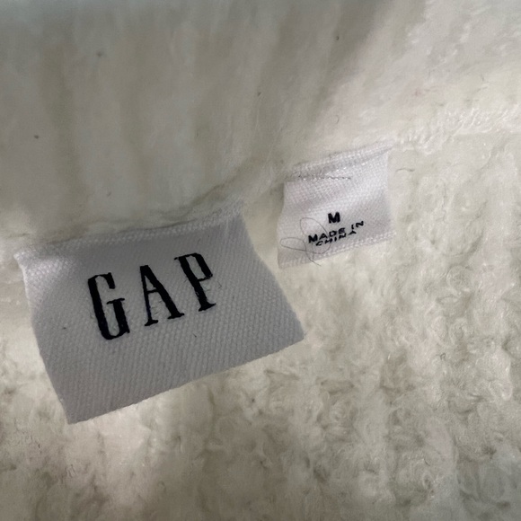 Gap Sweater 💎 - Picture 6 of 6